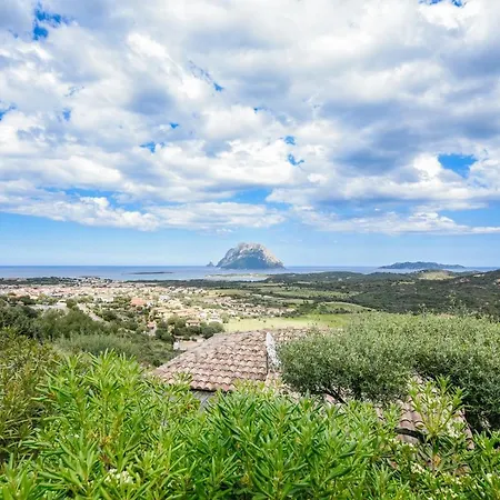 La Rosa Dei Venti Apts Porto San Paolo (Sardinia)